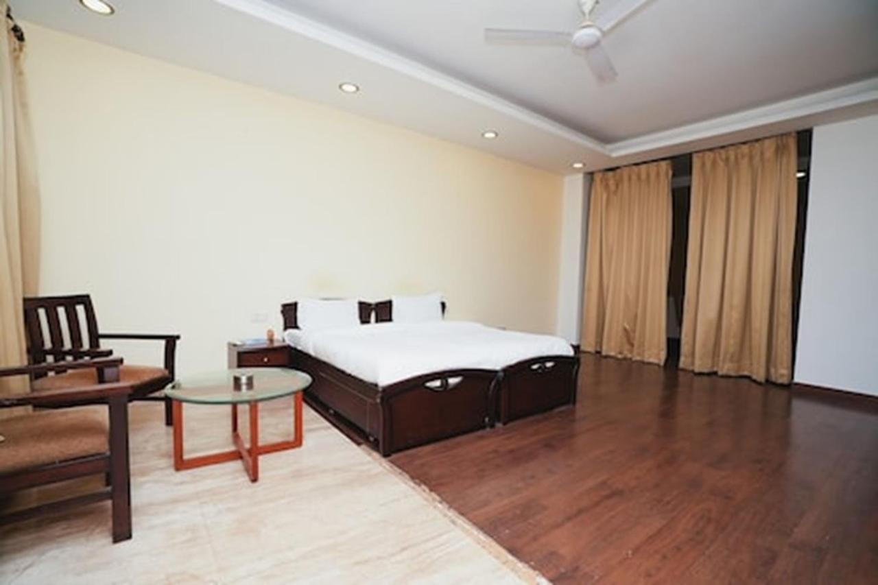 Greenleaf Apartment And Suites, Kalkaji ニューデリー エクステリア 写真